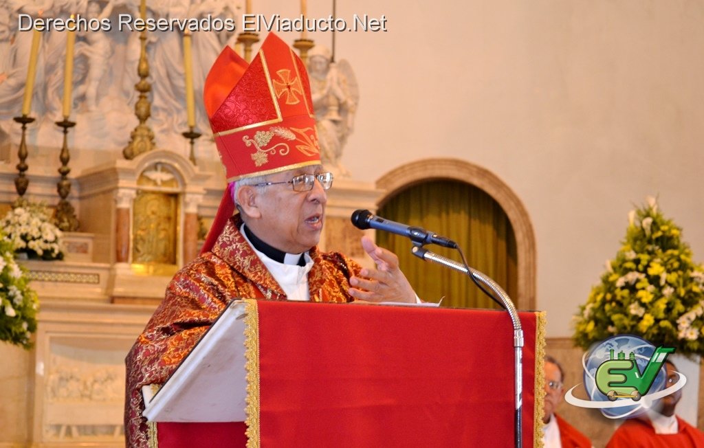Arzobispo de Santiago Monseñor Ramón Benito de la Rosa y Carpio celebra 50 aniversario de COOPCIBAO